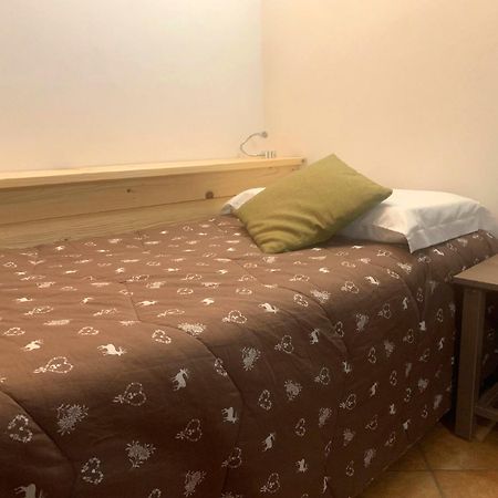 Casa Benassi ,Room&Suite , Con Zona Benessere 리올루나토 외부 사진
