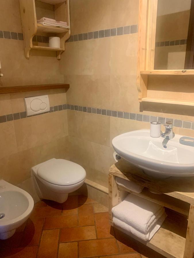 Casa Benassi ,Room&Suite , Con Zona Benessere 리올루나토 외부 사진