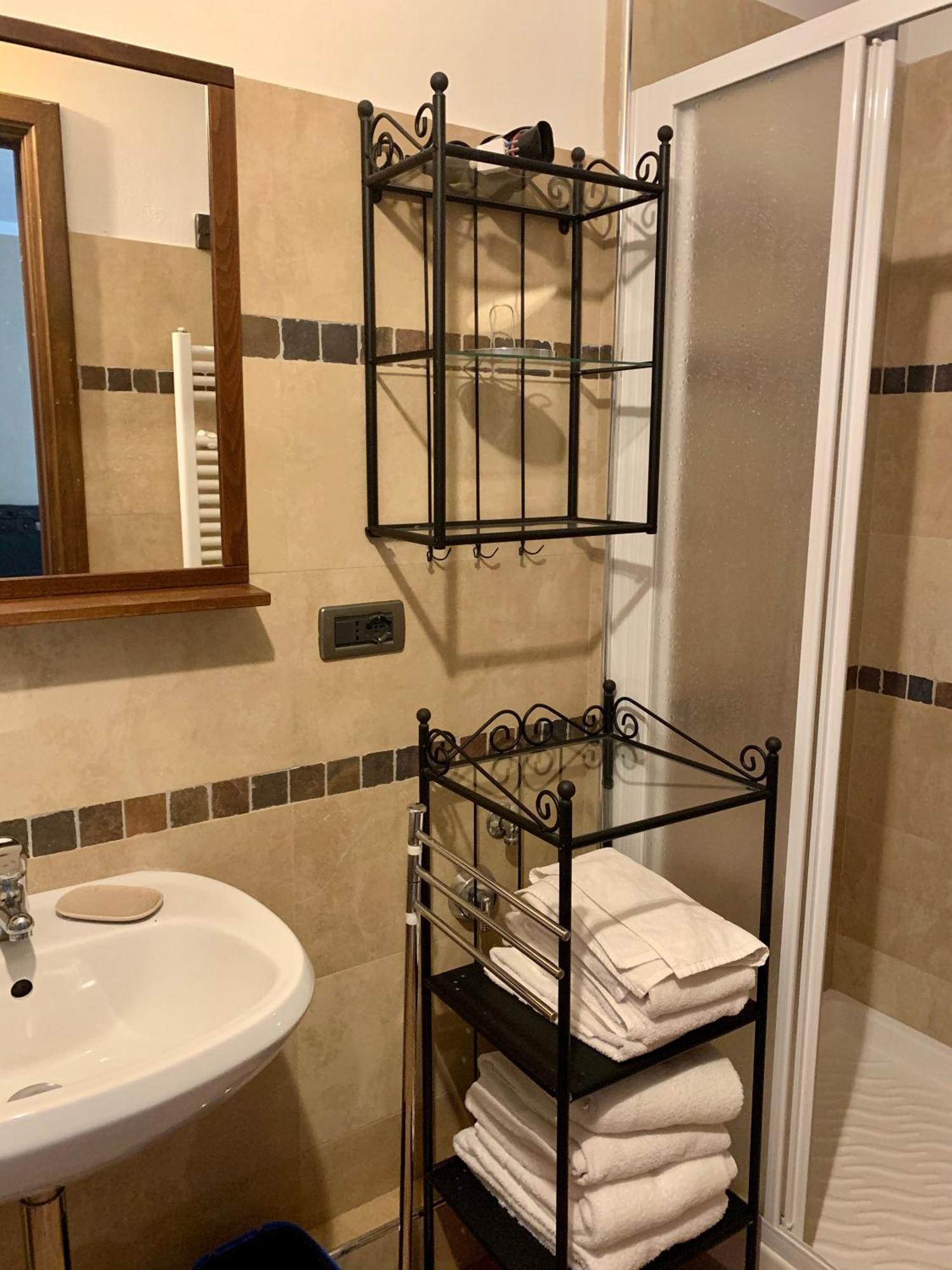 Casa Benassi ,Room&Suite , Con Zona Benessere 리올루나토 외부 사진